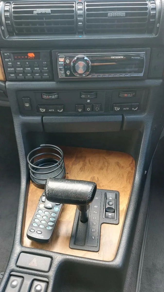 1989 BMW 735iL Japanese Import - Image 4