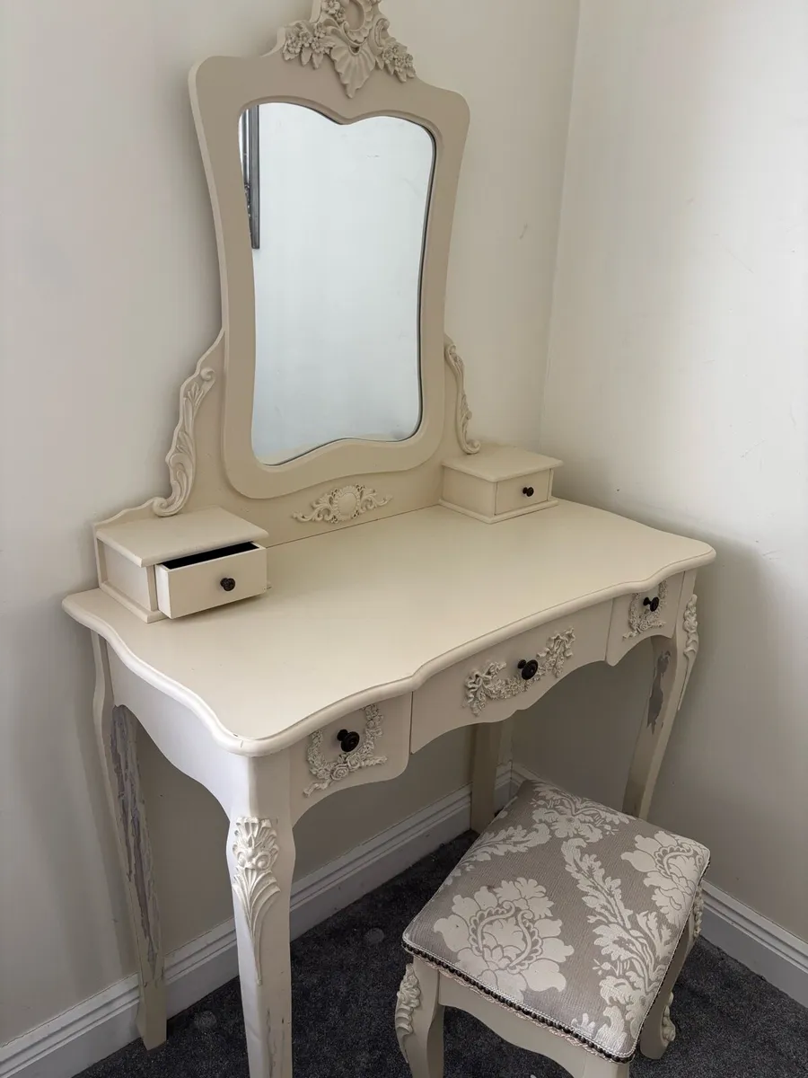 Chic dressing table & stool - Image 2