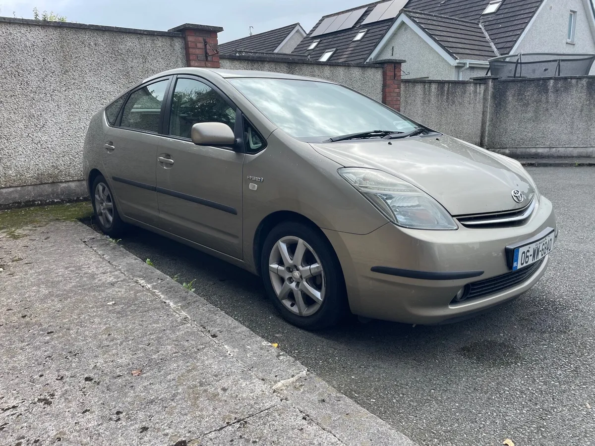 Toyota Prius 2006 - Image 1
