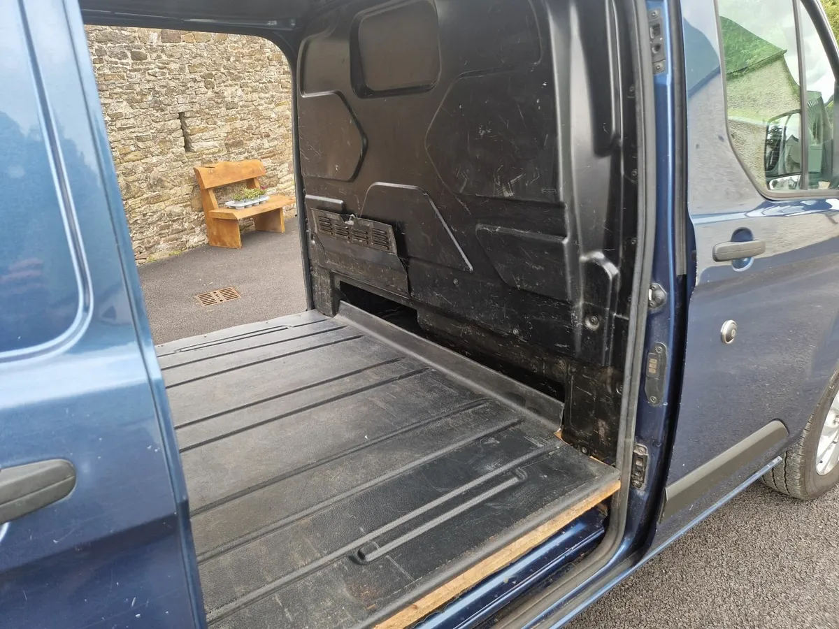Ford Transit 2020 - Image 4