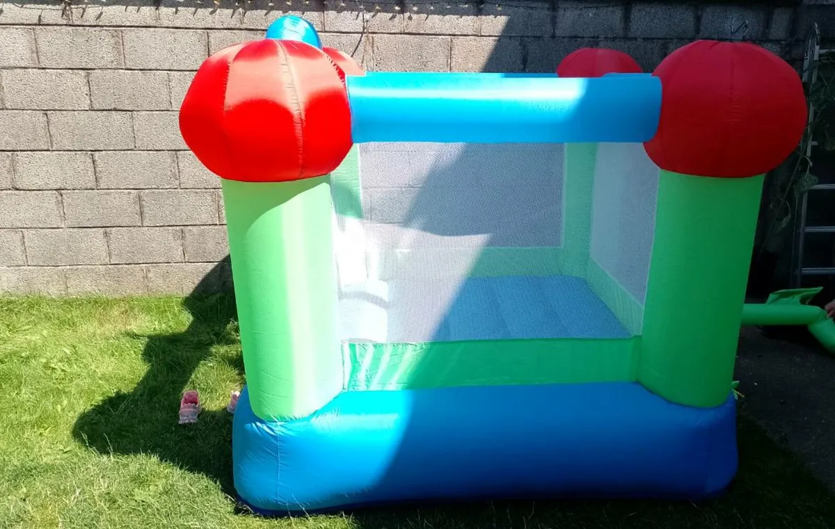 Chad Valley bouncy castle - Image 4