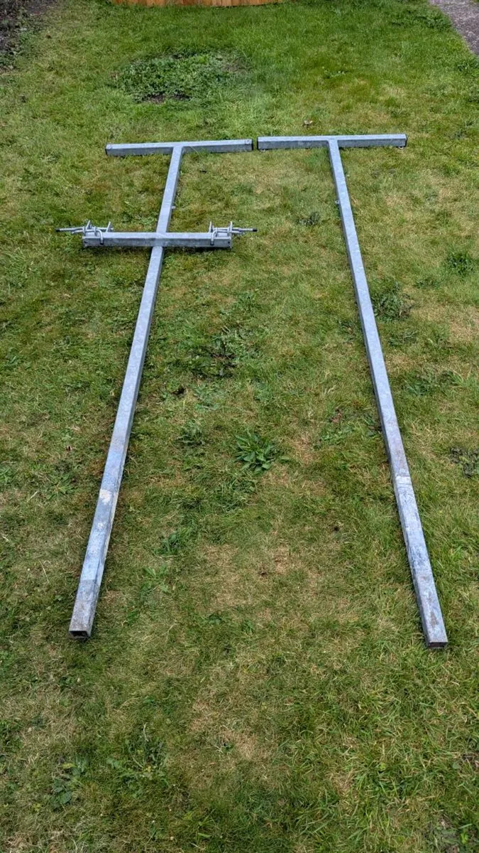 Washing line T-bar poles - Image 4