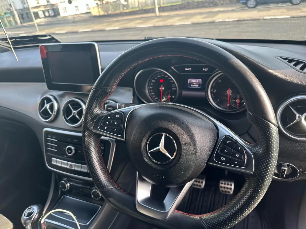 Mercedes-Benz CLA 2018 - Image 3