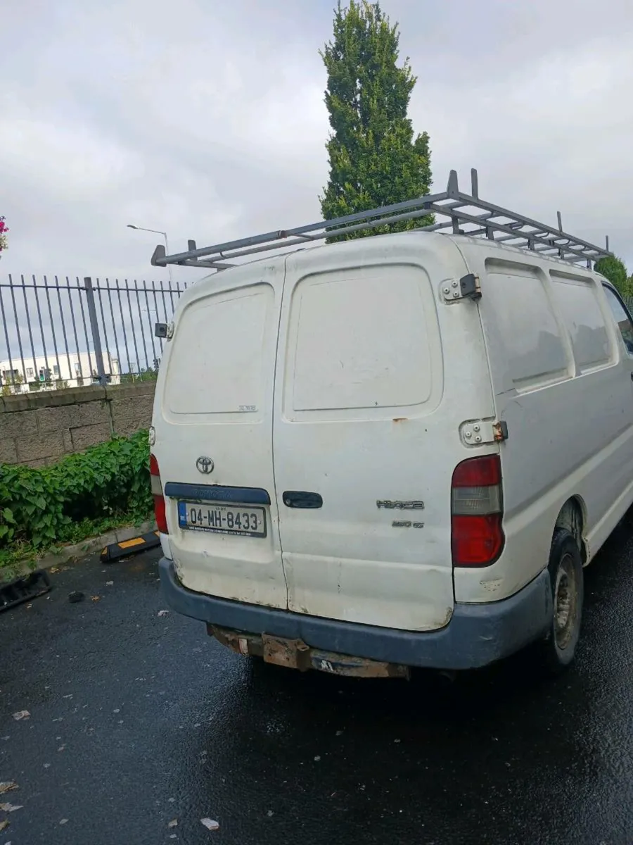 2004 toyota hiace d4d - Image 2
