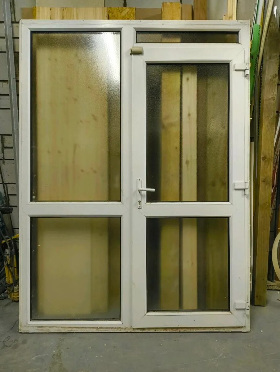 PVC door with sidelight - Image 1