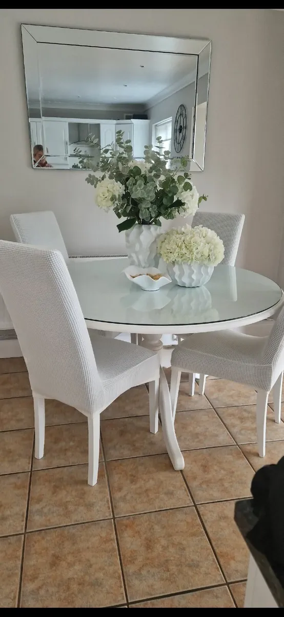 Table - Image 3
