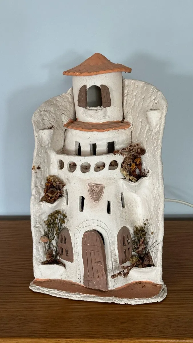 Spanish house pottery lamp - Image 1