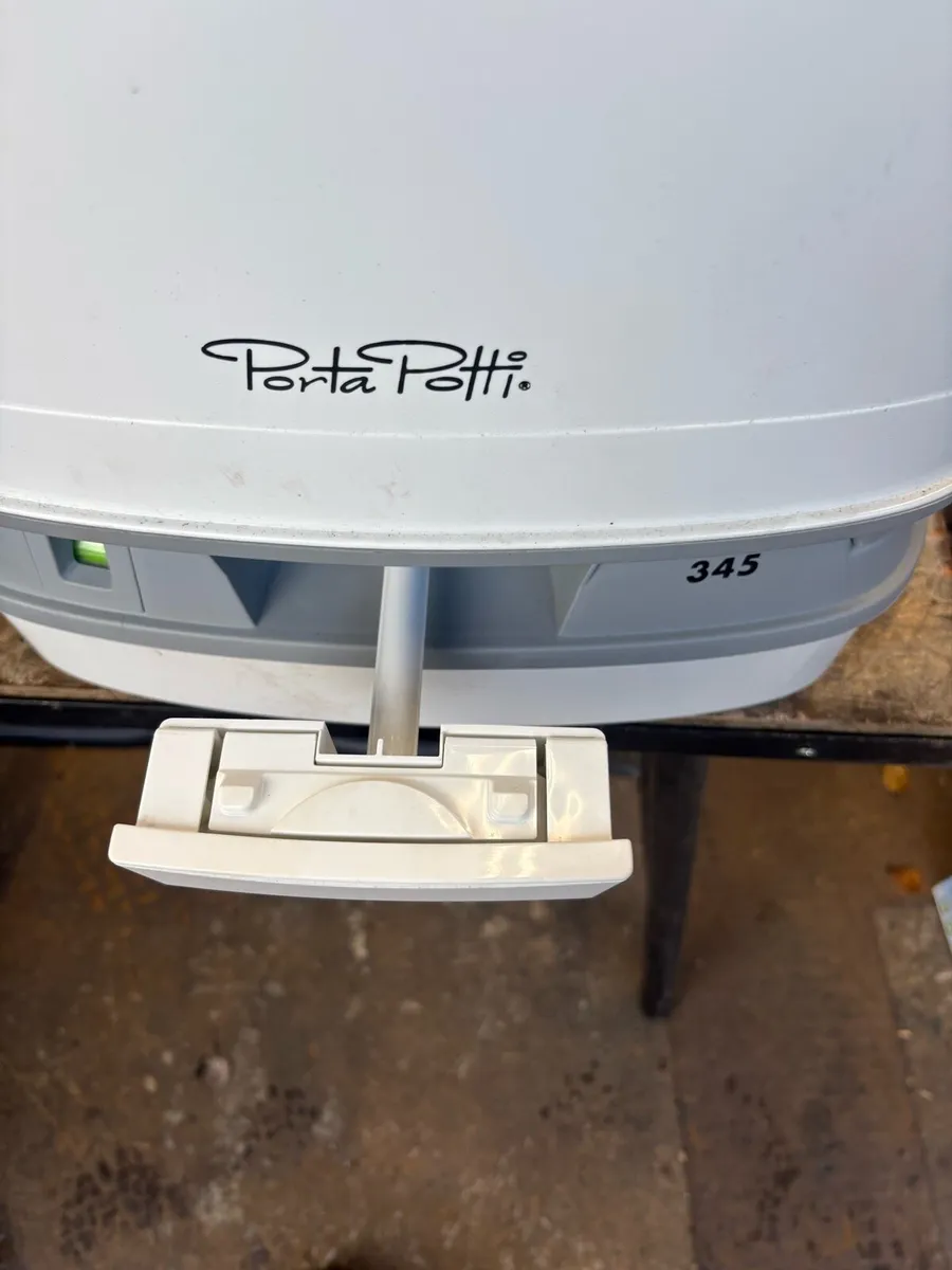Camper toilet thetford porta potti - Image 3