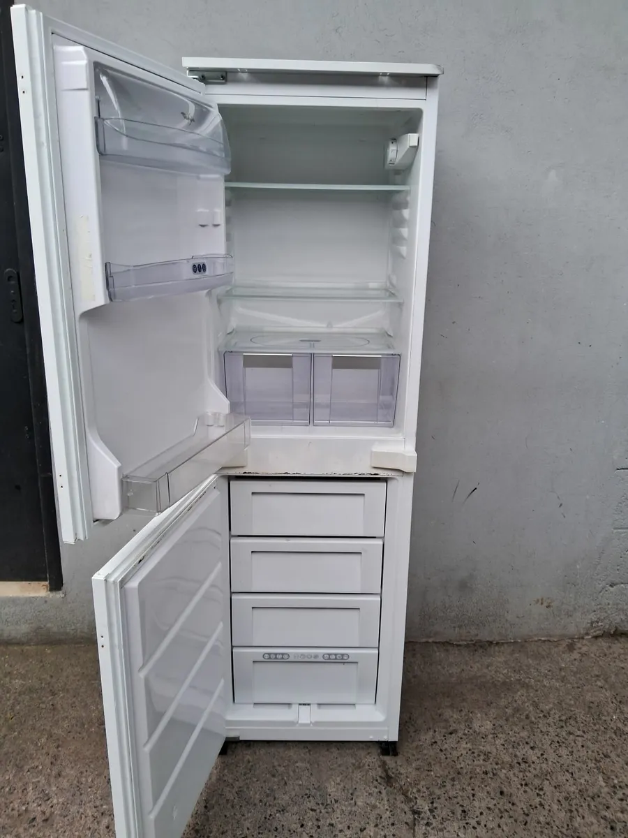 INTEGRETED FRIDGE AND FREEZER - Image 4