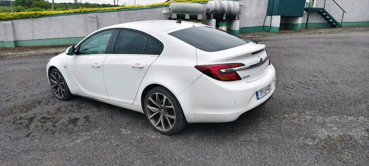 2017 Vauxhall Insignia - Image 3