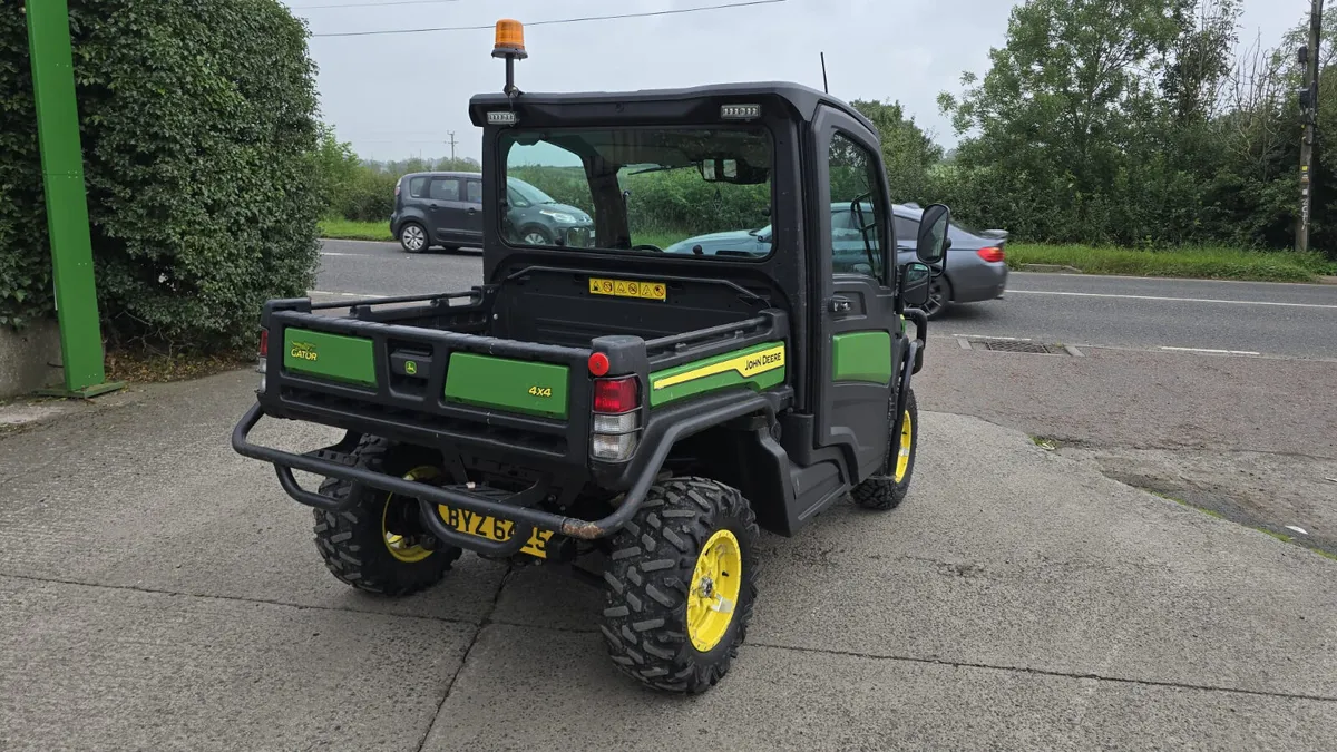 John Deere XUV 865M Gator (2022) - Image 4