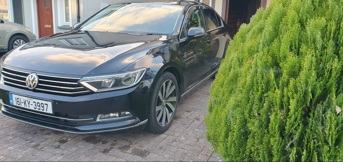 Volkswagen Passat 2016 Blue Motion - Image 1