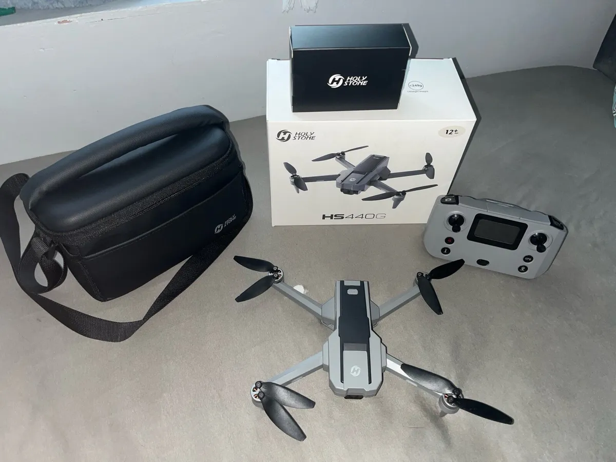 Holy Stone HS440G Drone - Image 1