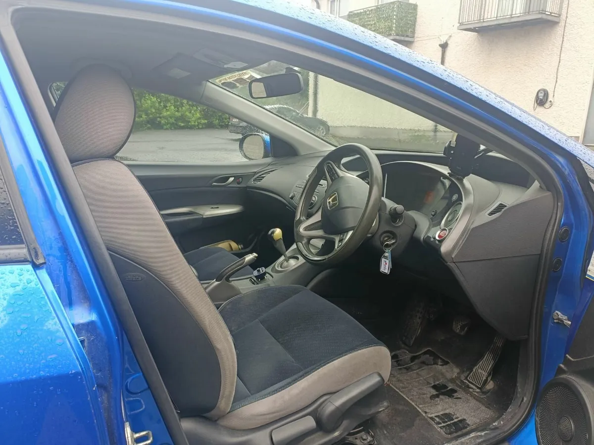 Honda Civic 2006 - Image 4