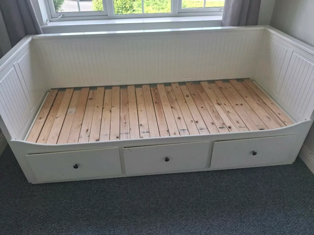 Bed Hemnes - Image 1