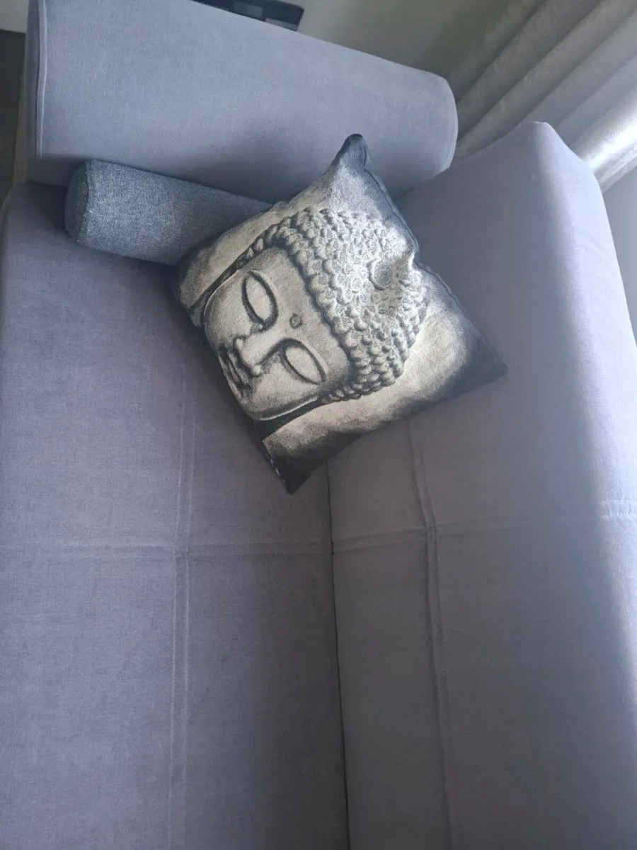 Sofa 3 Seater - Image 4