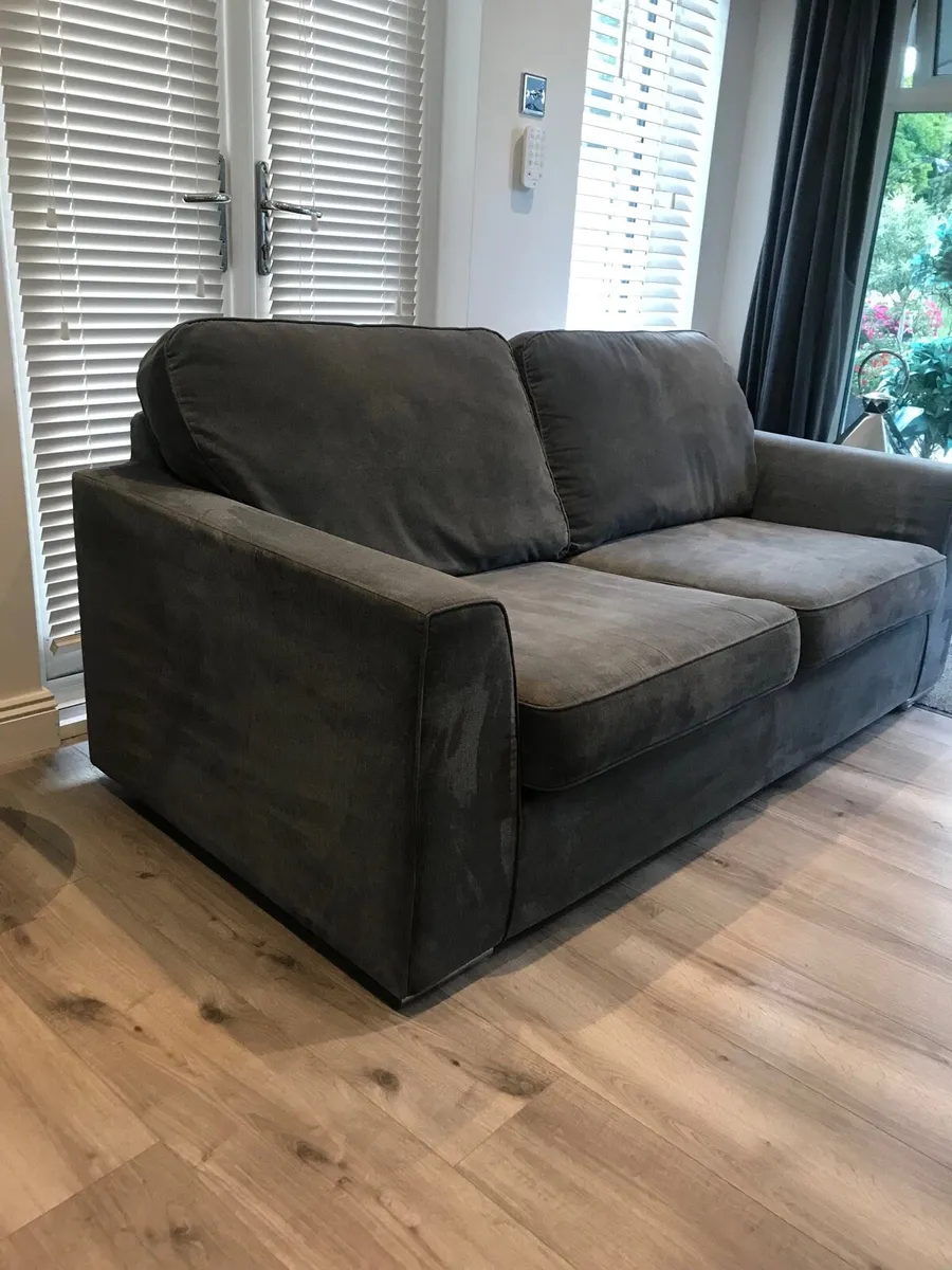 Stylish Grey Couch - Image 1