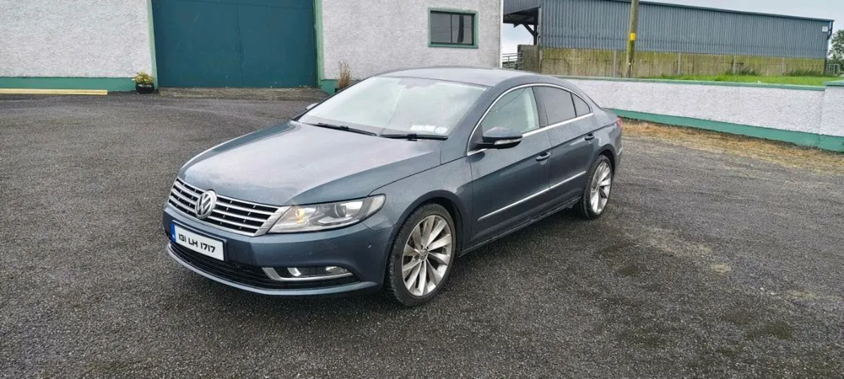 2013 Volkswagen Passat CC - Image 2
