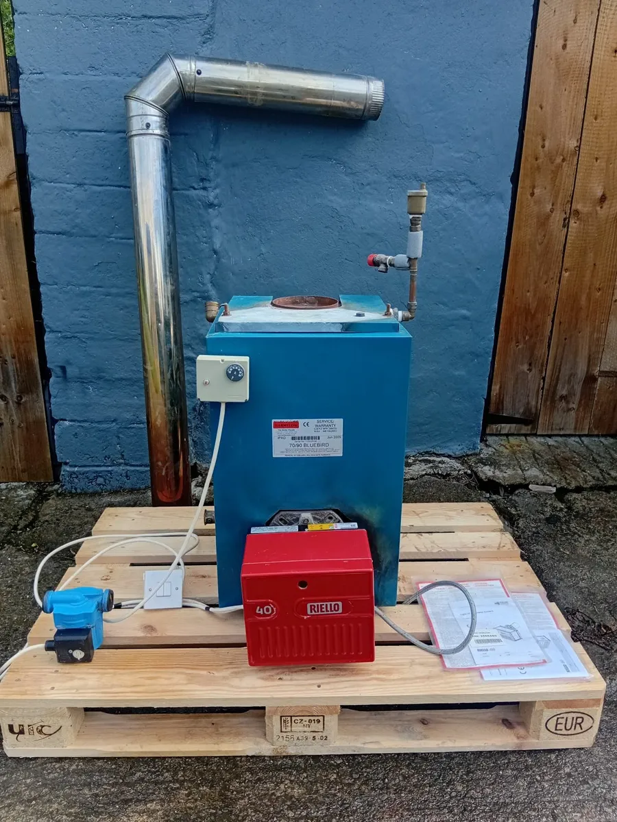 Oil boiler 70 / 90 Bluebird - Image 1