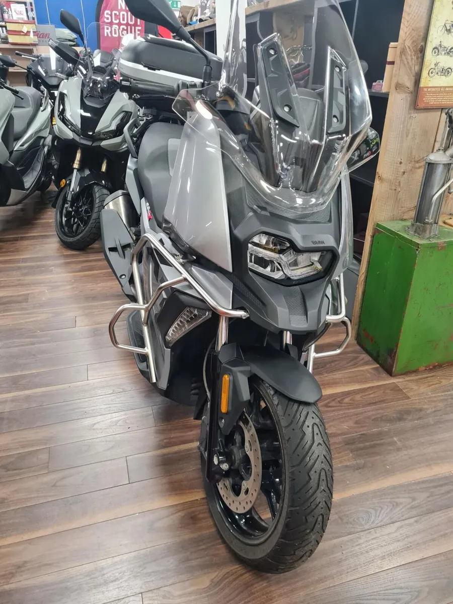 BMW C400X - Image 2