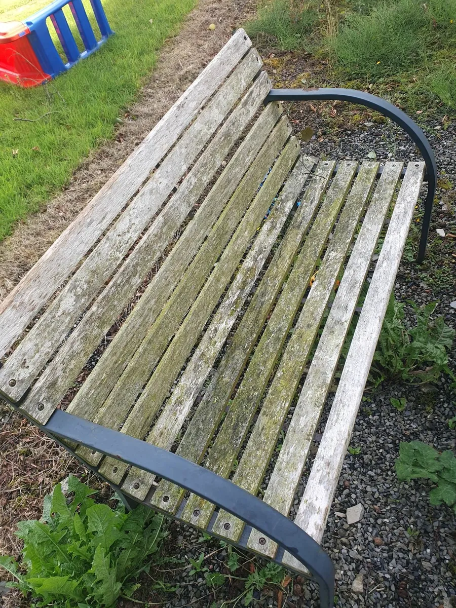 Garden table - Image 4