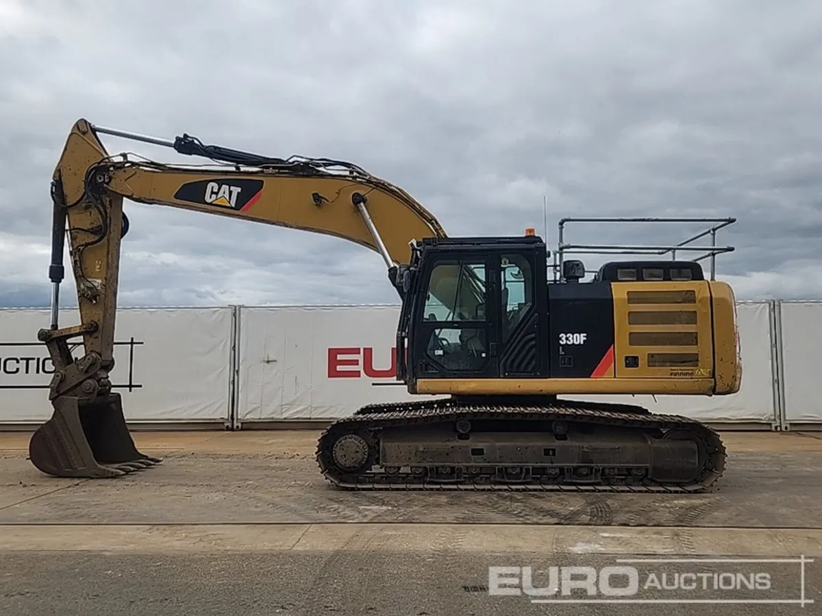 2017 CAT 330FL - Image 2
