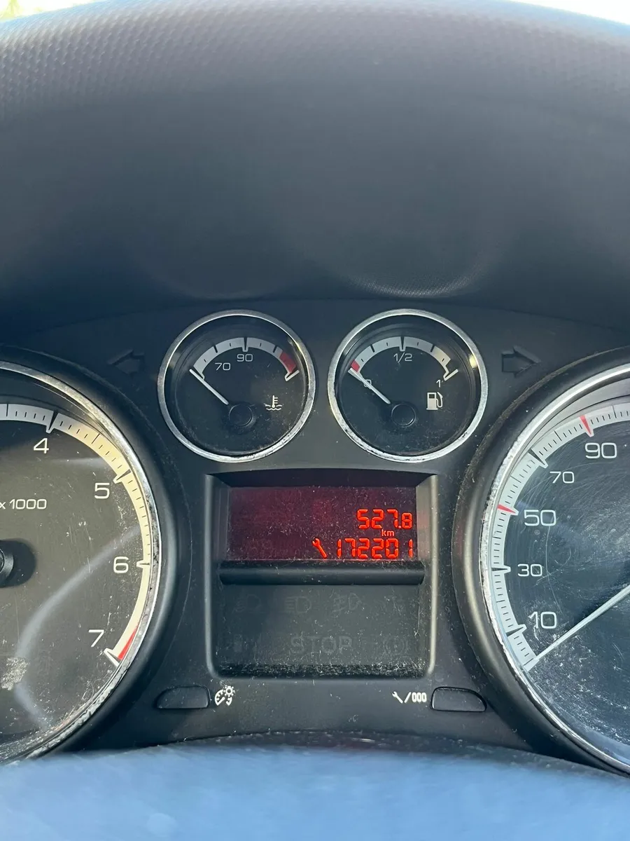 Peugeot 308 - Image 4