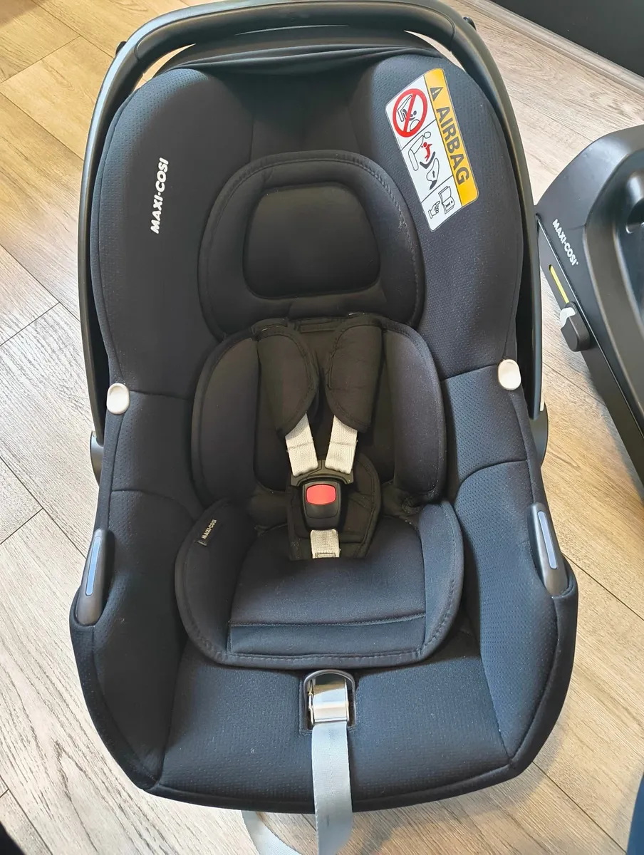Car Seat - Image 3