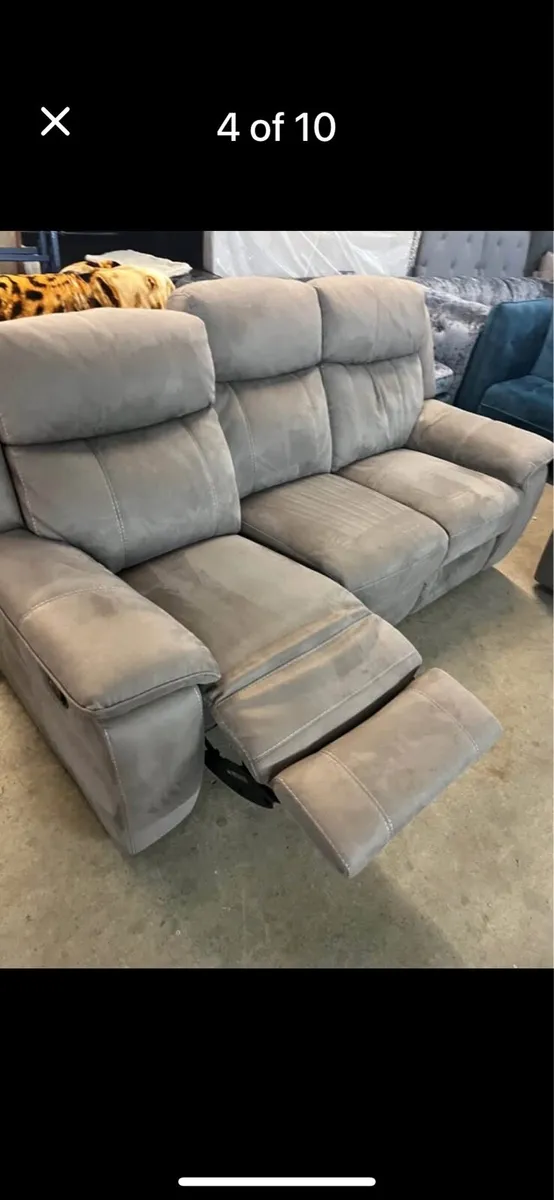 DFS 3&1 recliner - Image 4