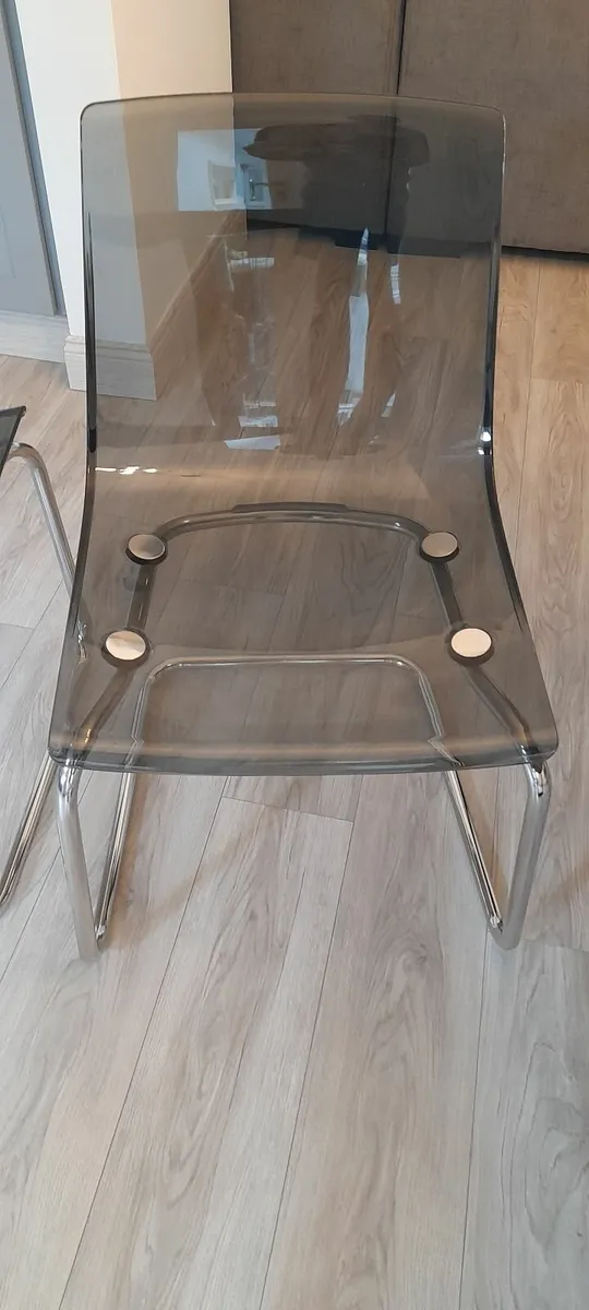 Dining chairs - Image 1