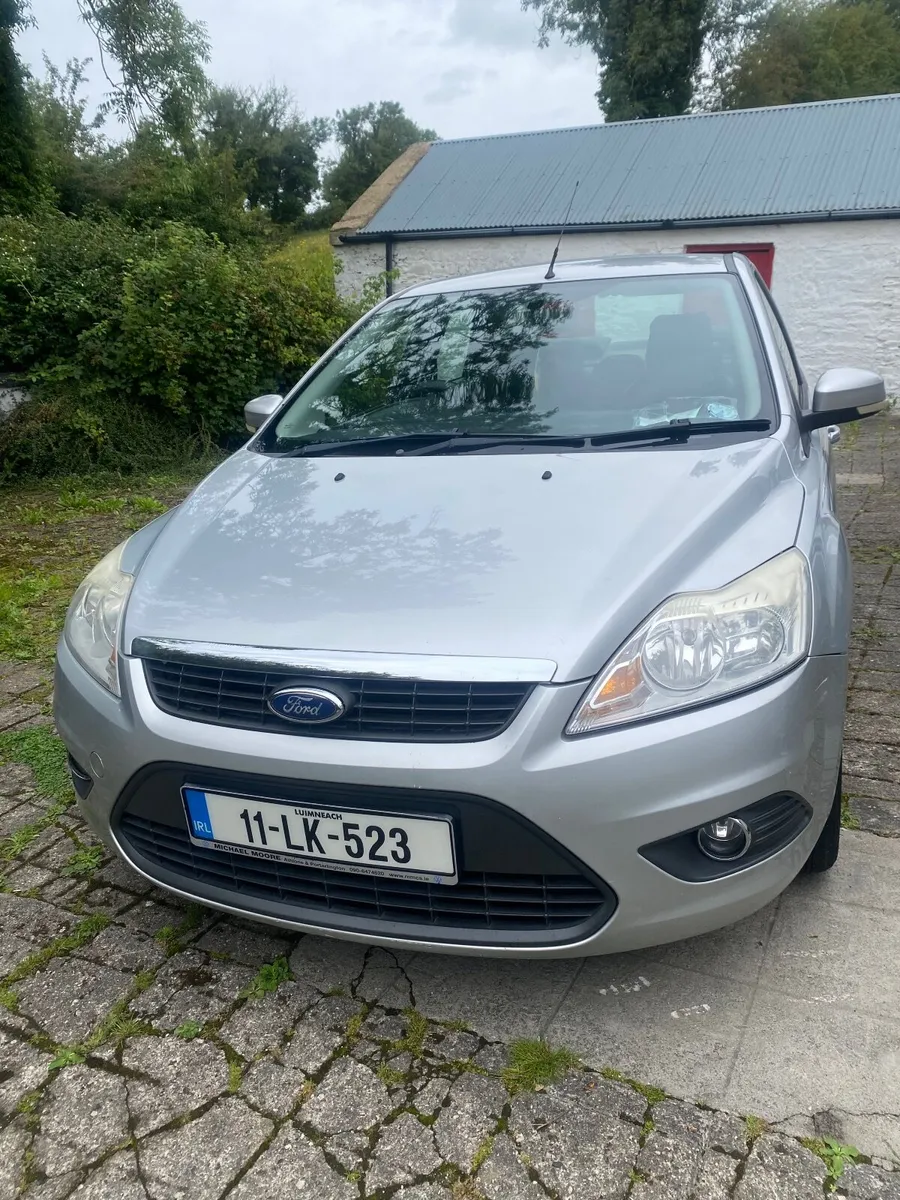 Ford Focus 2011 - Image 2