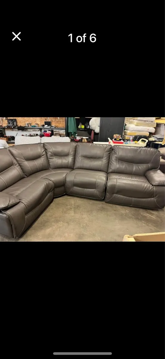Power recliner sofa - Image 1