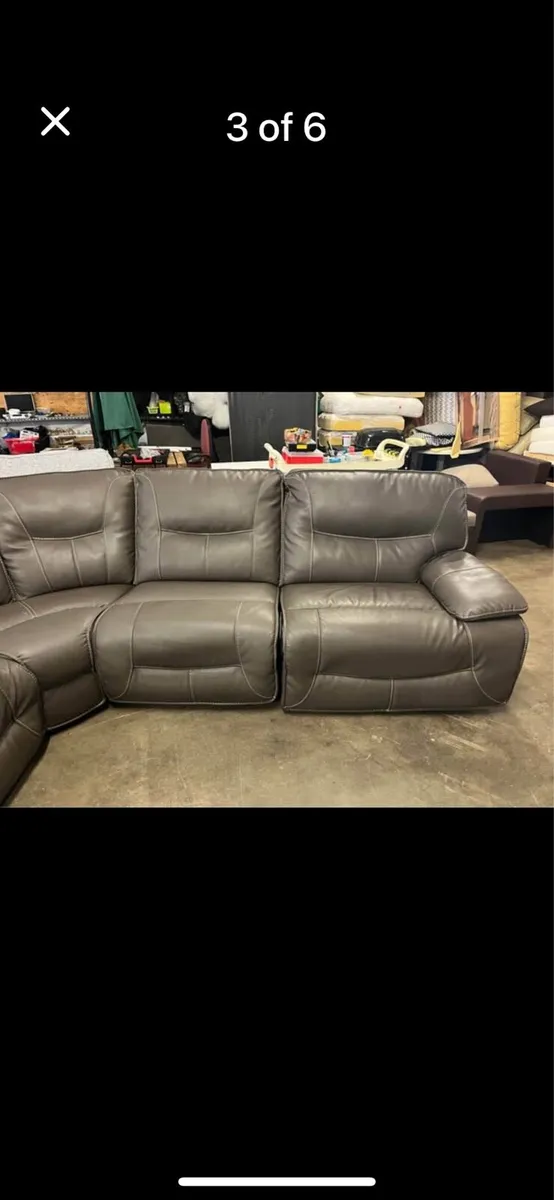 Power recliner sofa - Image 3