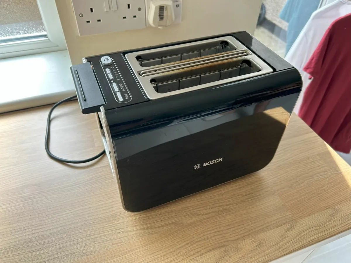 Bosch 2-Slice Toaster - Image 1