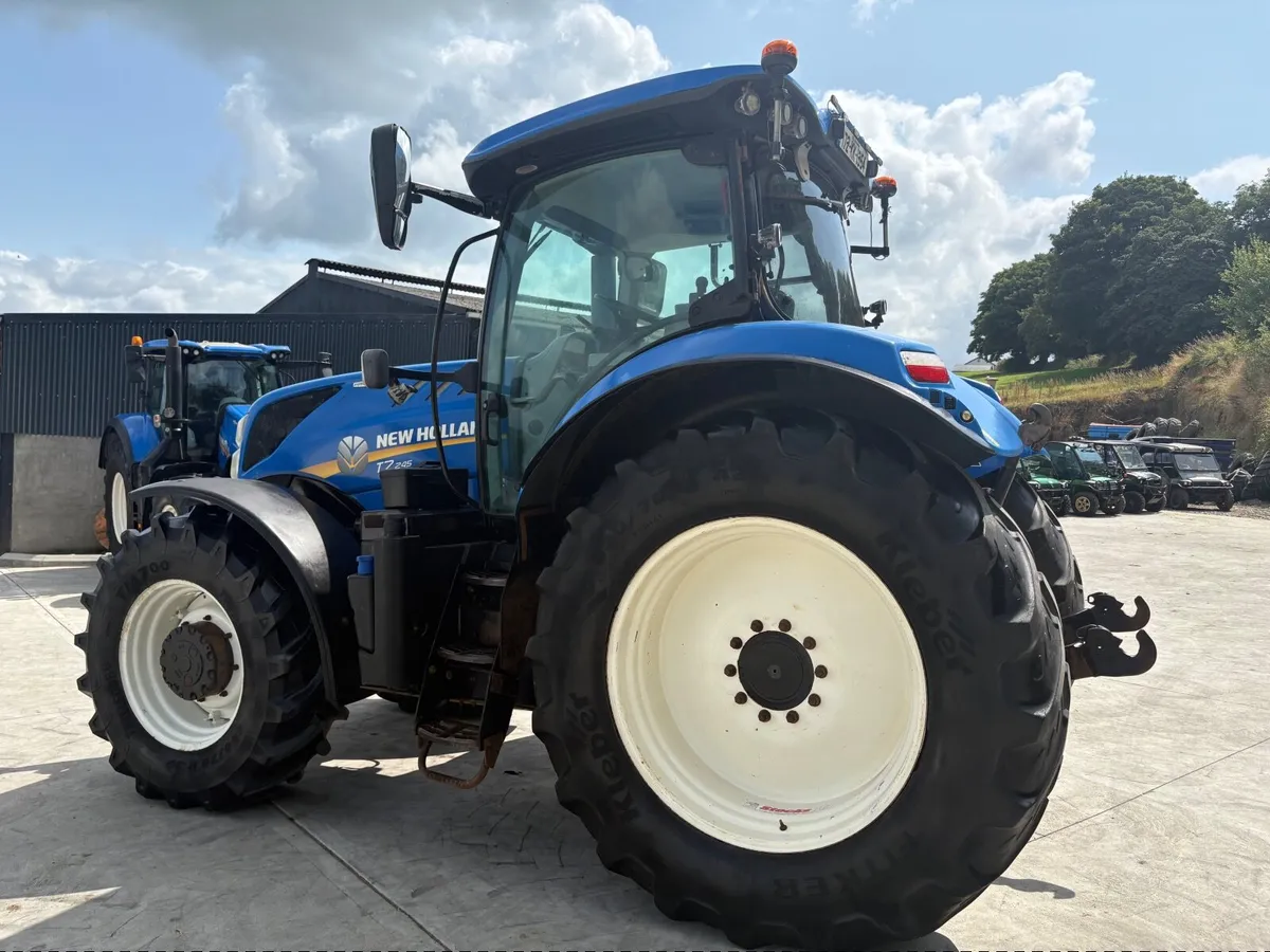 2017 New Holland T7.245 **Autocommand** - Image 2