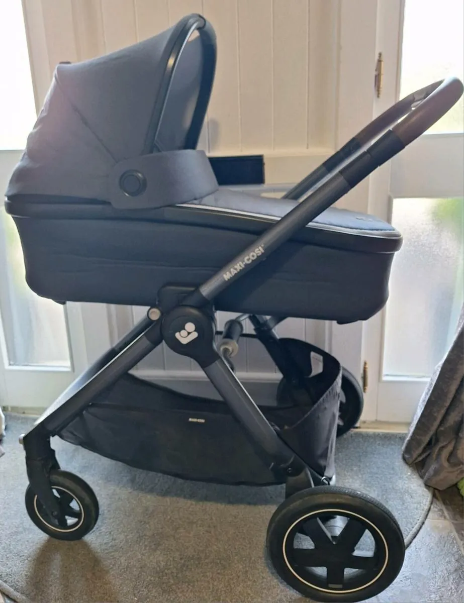 Maxi Cosi Adorra - Image 1