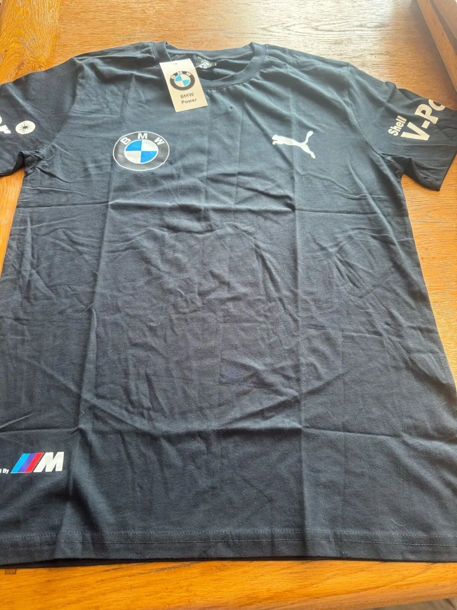 Men’s t shirt  large - Image 1