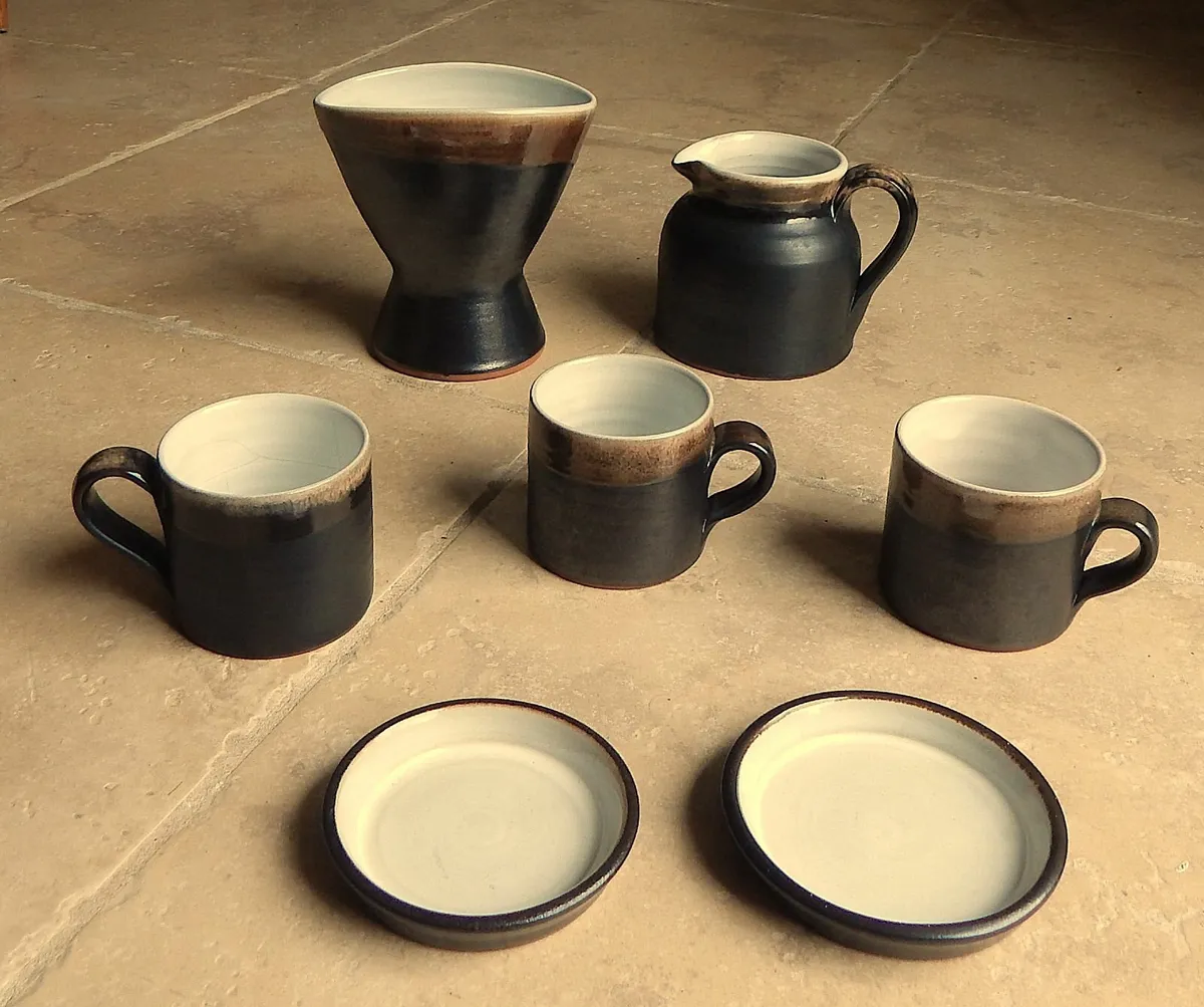 Selection of 7 Stephen Pearce Pottery Pieces - Image 1