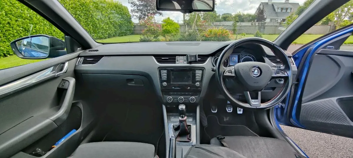 Skoda Octavia vrs petrol - Image 2
