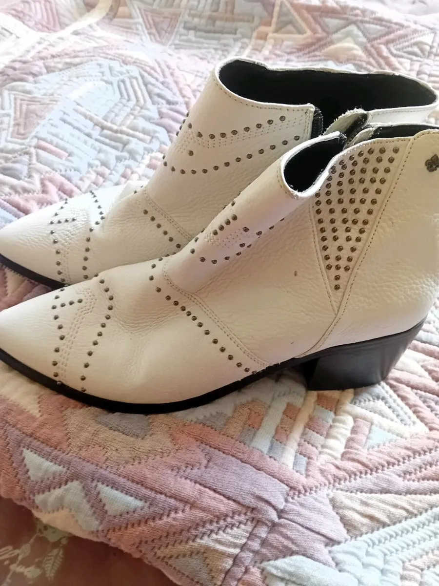 Amy Huberman ankle boots - Image 1