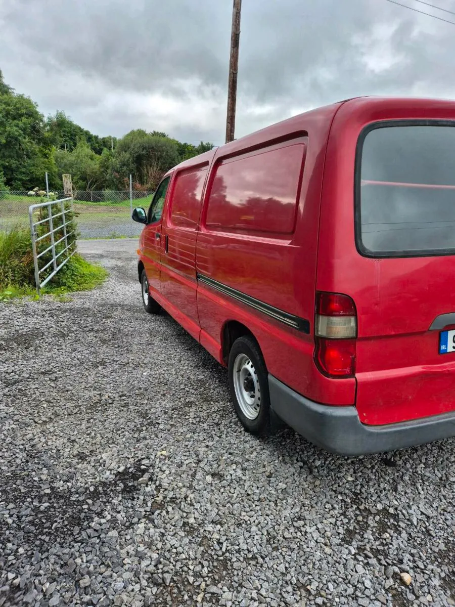 1998 hiace van - Image 4