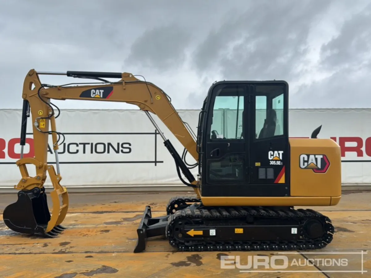 2019 CAT 305.5E2 - Image 2