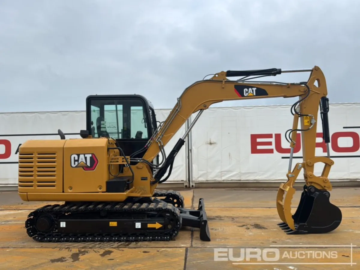 2019 CAT 305.5E2 - Image 4