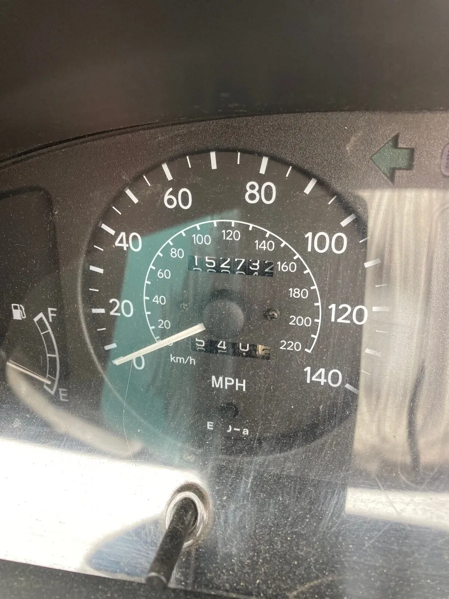 Toyota Corolla 2000 - Image 3
