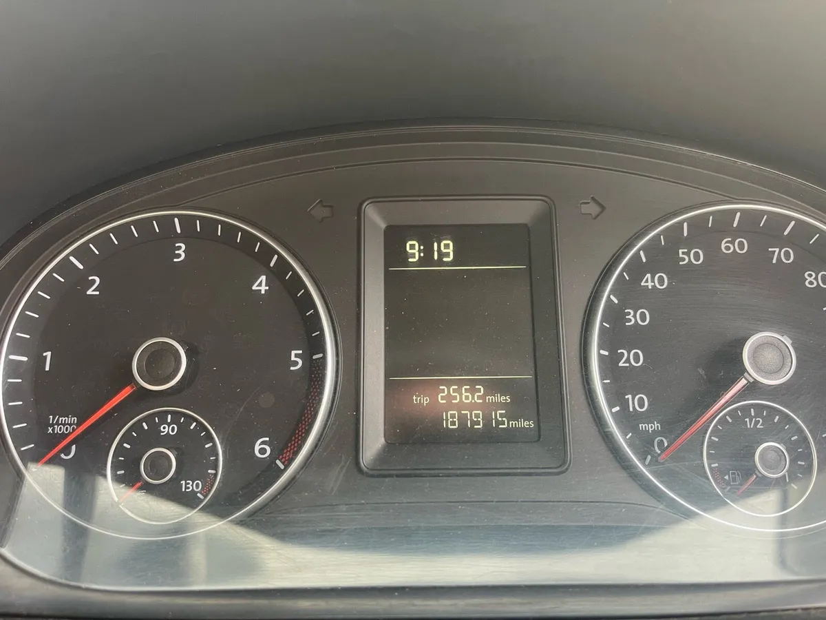 Volkswagen caddy - Image 3