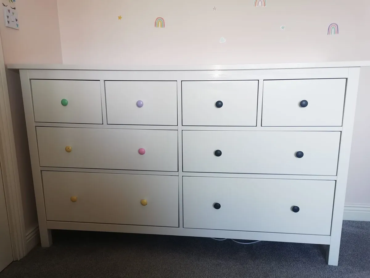 HEMNES Chest of 8 drawers - Image 1