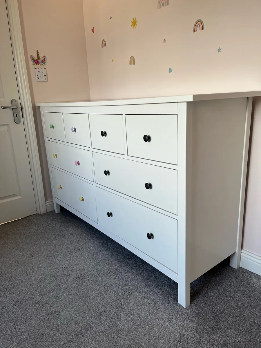 HEMNES Chest of 8 drawers - Image 4