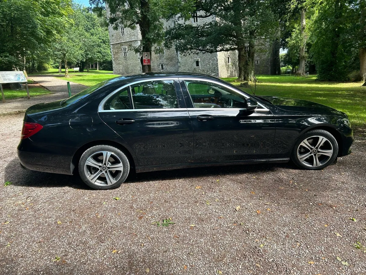 2020 MERCEDES BENZ E220 - Image 2