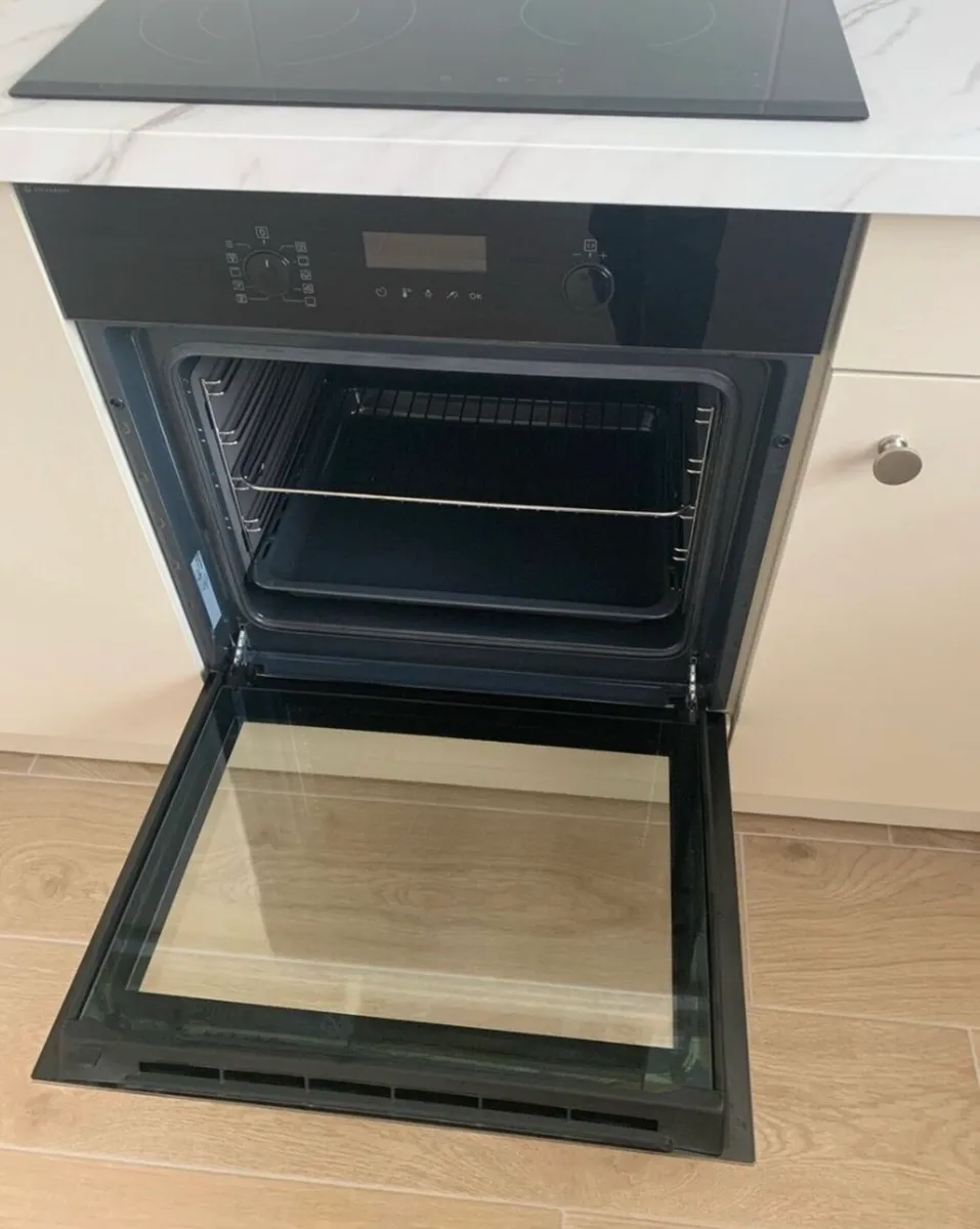 Electrolux built in oven - Image 2
