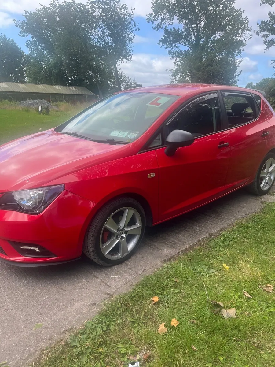 Seat Ibiza 2015 - Image 2